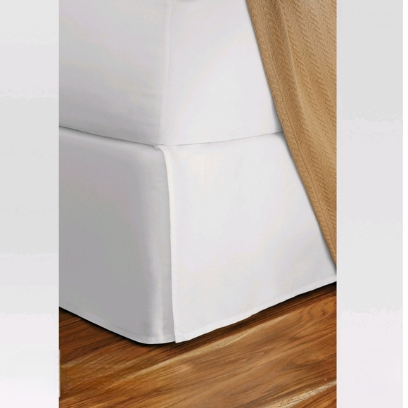Threshold Pleated Sateen White Wrinkle Resistant Cotton Bed Skirt - King